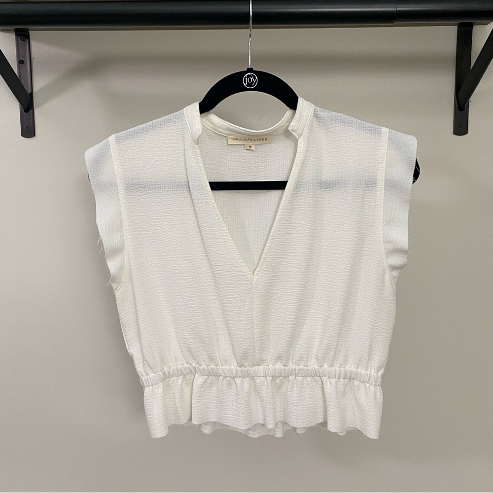 ⭐️ 2/$30 ⭐️ Semi-Sheer Cream Ruffled Cropped Blouse